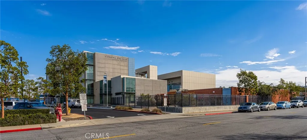 2108 Vista Entrada, Newport Beach, California 92660