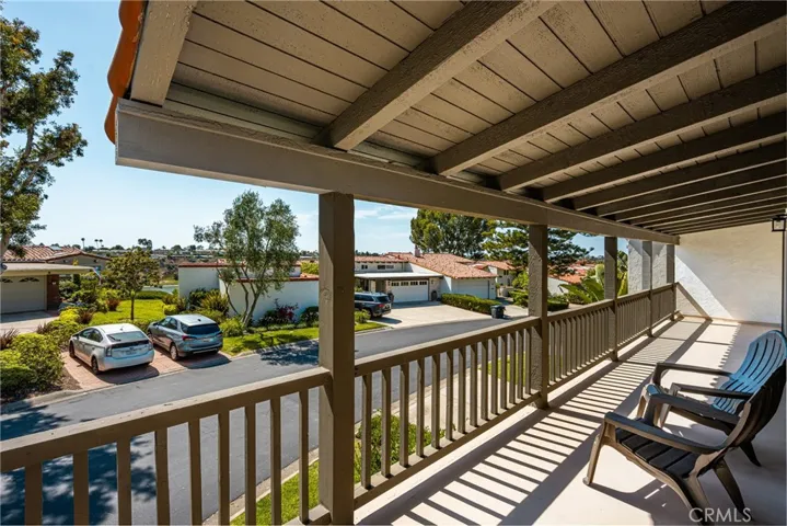 2108 Vista Entrada, Newport Beach, California 92660