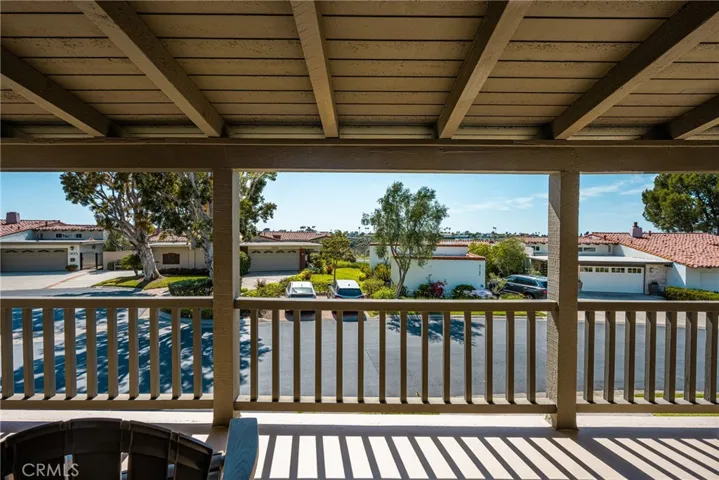 2108 Vista Entrada, Newport Beach, California 92660