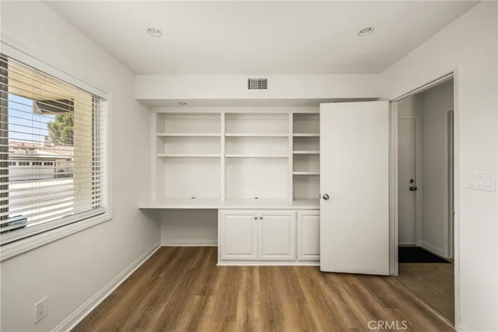 2108 Vista Entrada, Newport Beach, California 92660