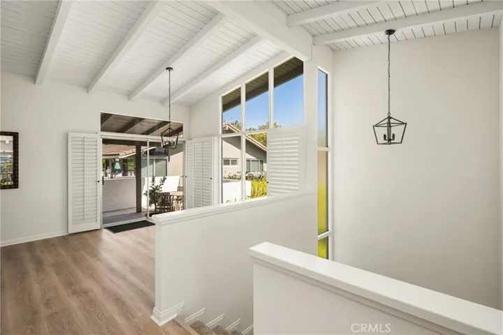 2108 Vista Entrada, Newport Beach, California 92660