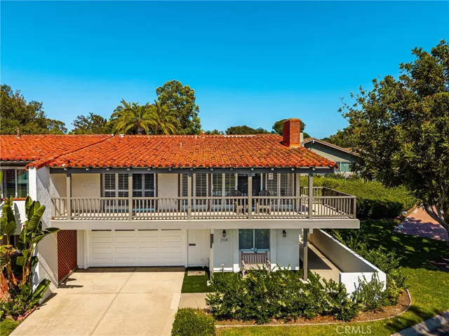 2108 Vista Entrada, Newport Beach, California 92660
