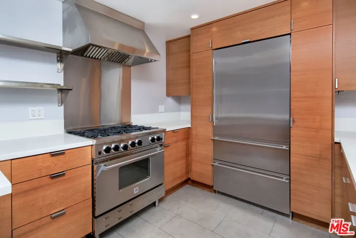 1060 Nowita Place, Venice, California 90291