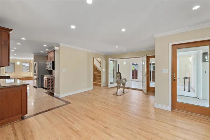 148 Kingsley Avenue, Palo Alto, California 94301