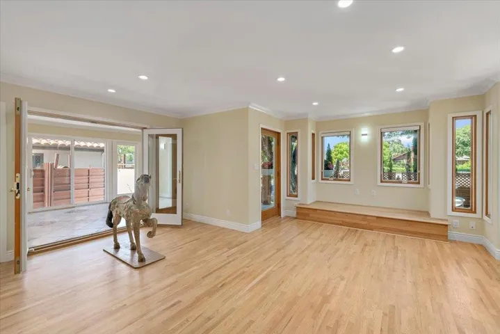 148 Kingsley Avenue, Palo Alto, California 94301