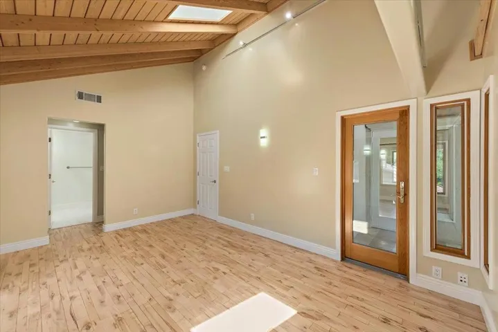 148 Kingsley Avenue, Palo Alto, California 94301