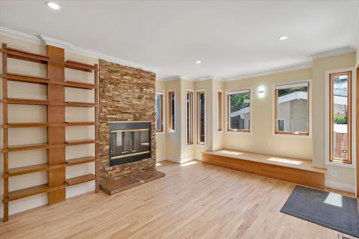148 Kingsley Avenue, Palo Alto, California 94301