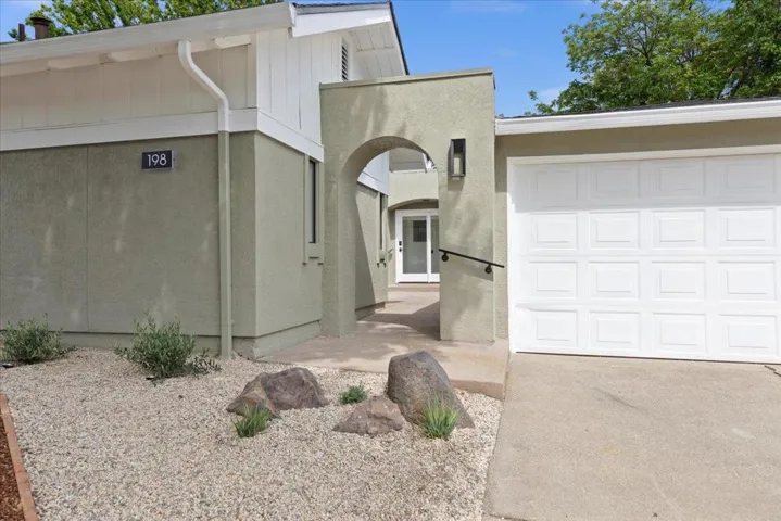 198 Greenwich Drive, Pleasant Hill, California 94523