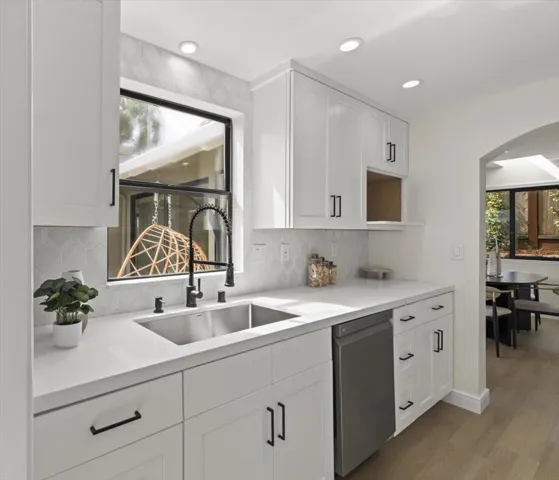 198 Greenwich Drive, Pleasant Hill, California 94523