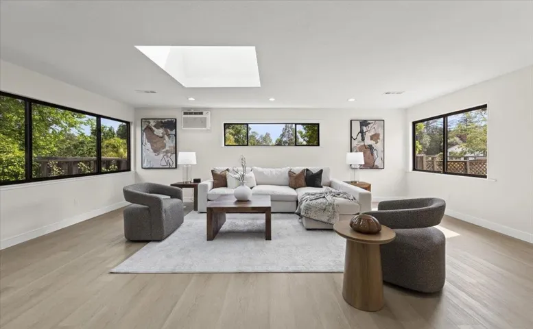 198 Greenwich Drive, Pleasant Hill, California 94523