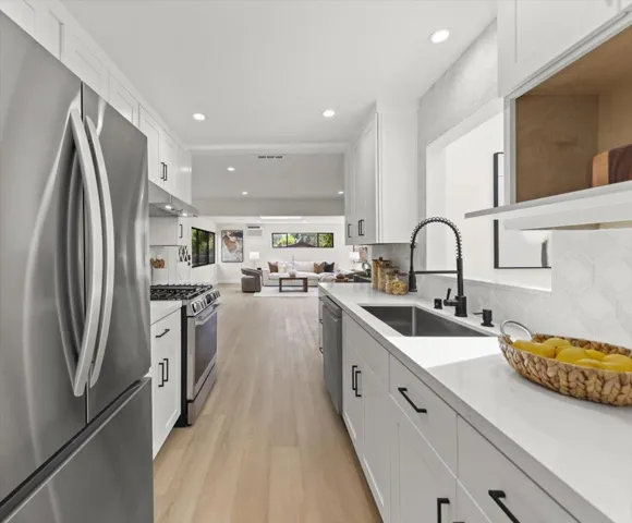 198 Greenwich Drive, Pleasant Hill, California 94523