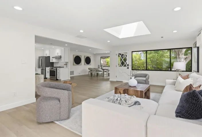 198 Greenwich Drive, Pleasant Hill, California 94523