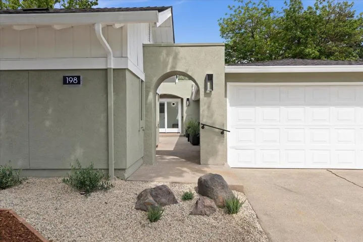 198 Greenwich Drive, Pleasant Hill, California 94523