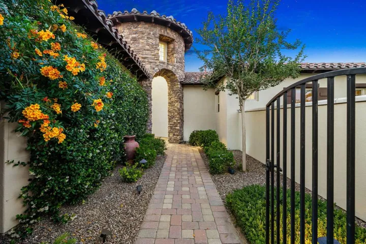 80864 Rock Hurst Drive