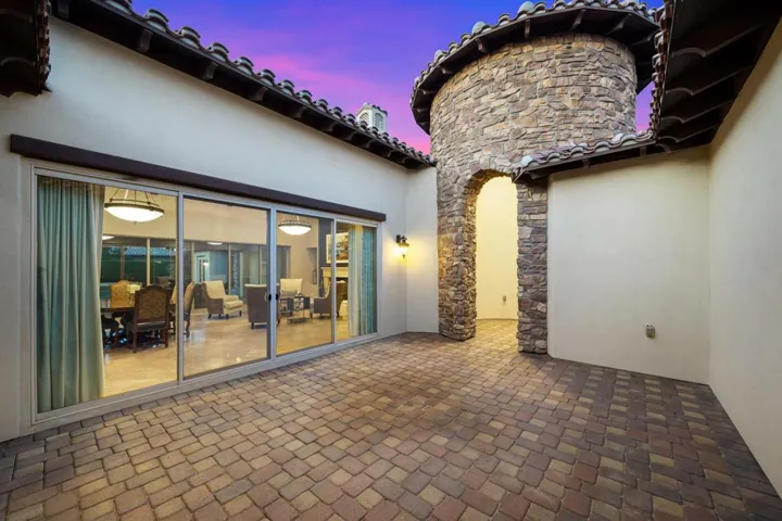 80864 Rock Hurst Drive