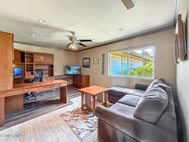 gOffice or Bedroom2-1