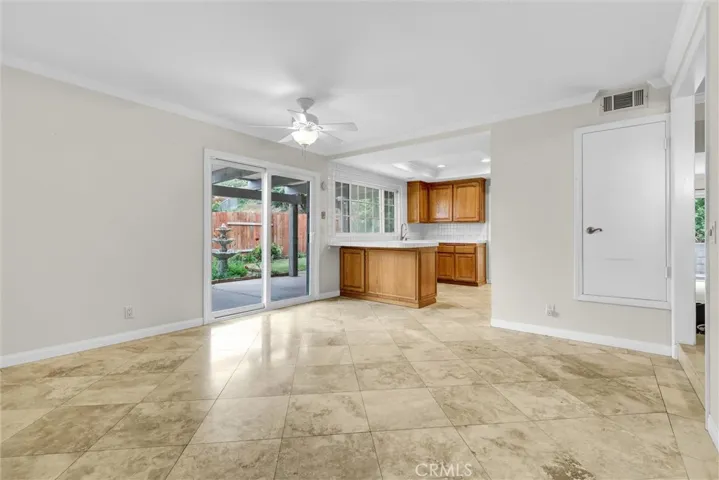 Family room/kitchen