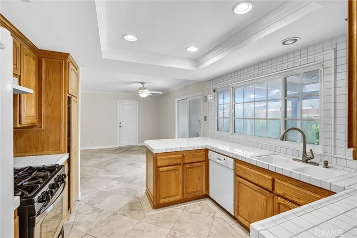 Kitchen/family room