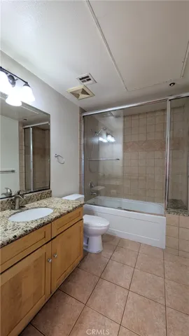 Guest Full Bath - view 2
