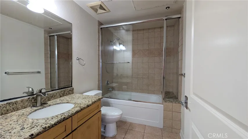 Guest Full Bath