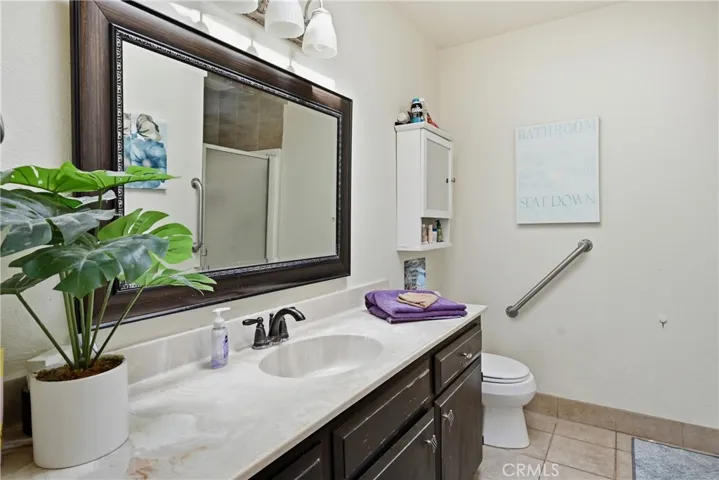 Main bathroom