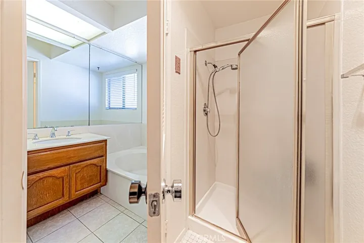 Separate shower room