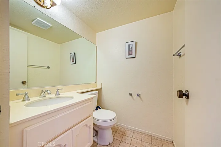 Convenient downstairs half bathroom