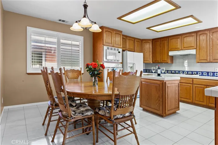 541 Yerba Buena Street, Morro Bay, California 93442