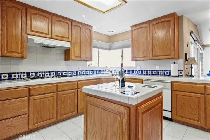 541 Yerba Buena Street, Morro Bay, California 93442
