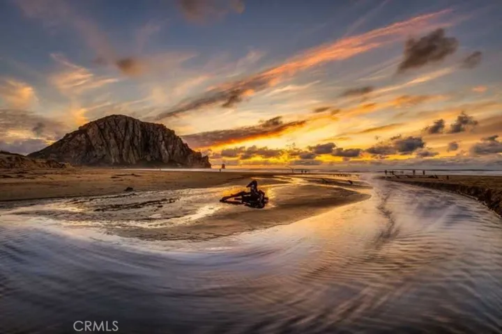 541 Yerba Buena Street, Morro Bay, California 93442