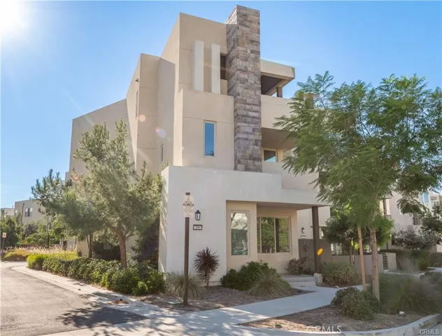 196 Stellar, Irvine, California 92618