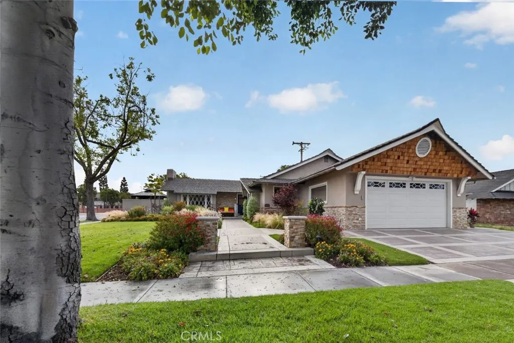 Enjoy warm sunny California days while taking a walk or riding your bike through your beautiful neighborhood.