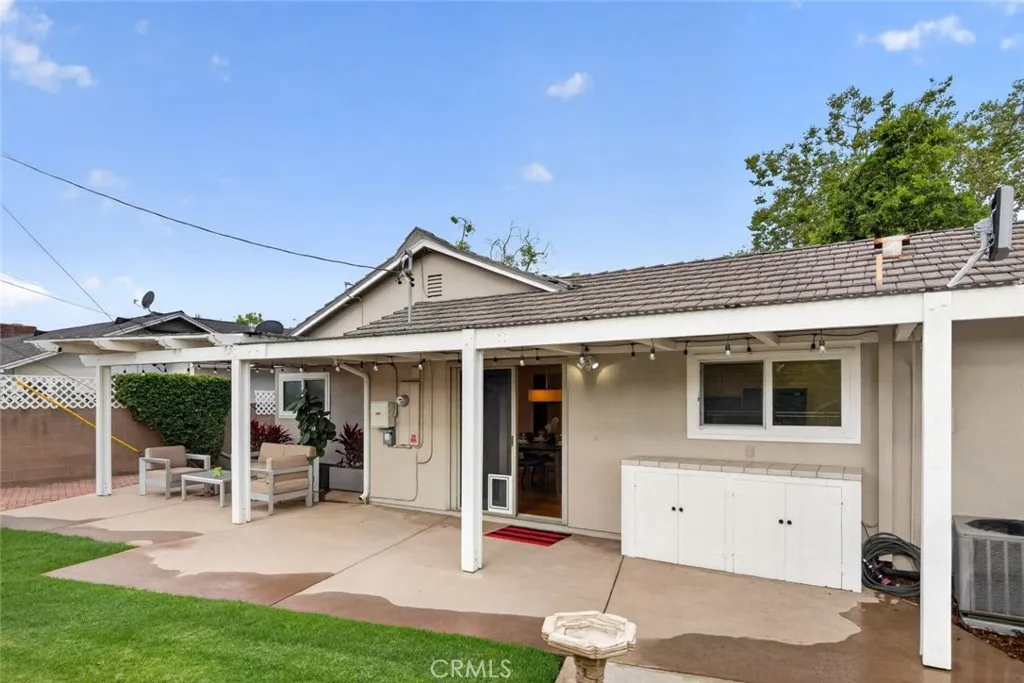 Outdoor relaxing and entertaining family and pets too.