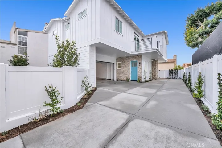 2304 Harriman Lane B, Redondo Beach, California 90278