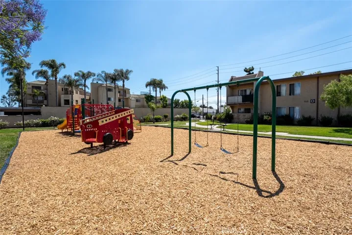 801 S Lyon A205, Santa Ana, California 92705