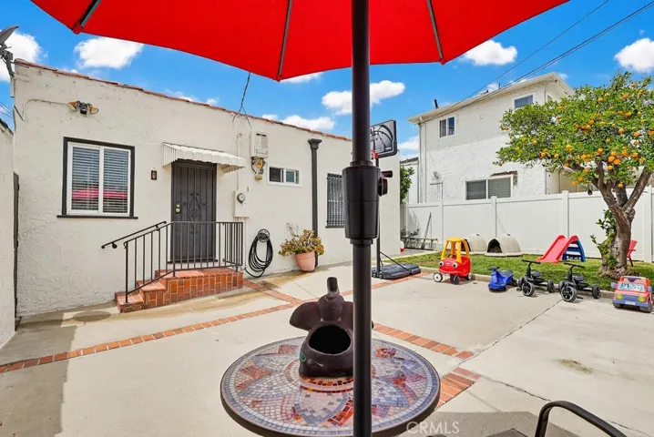 814 S Alma Street, San Pedro, California 90731