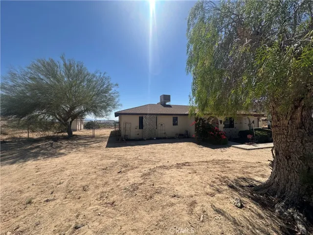 6637 Via Allegra, 29 Palms, California 92277