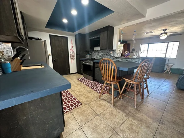 6637 Via Allegra, 29 Palms, California 92277