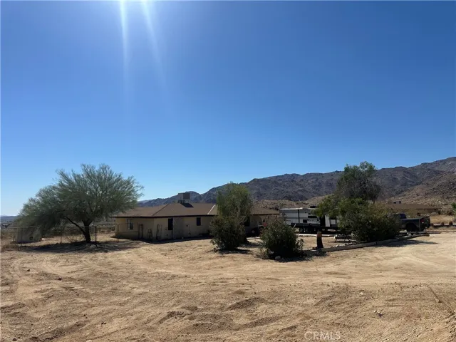 6637 Via Allegra, 29 Palms, California 92277