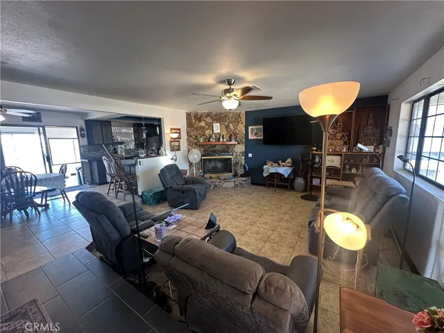 6637 Via Allegra, 29 Palms, California 92277