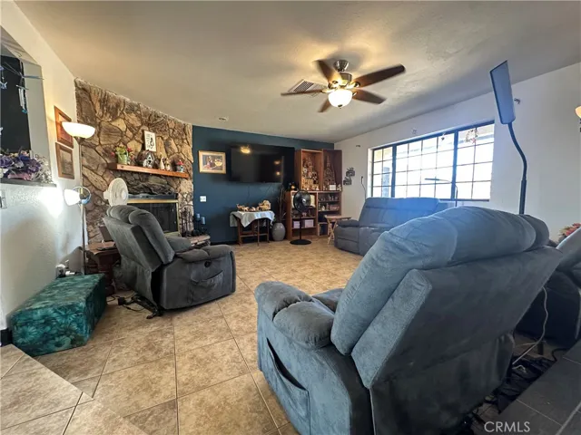 6637 Via Allegra, 29 Palms, California 92277