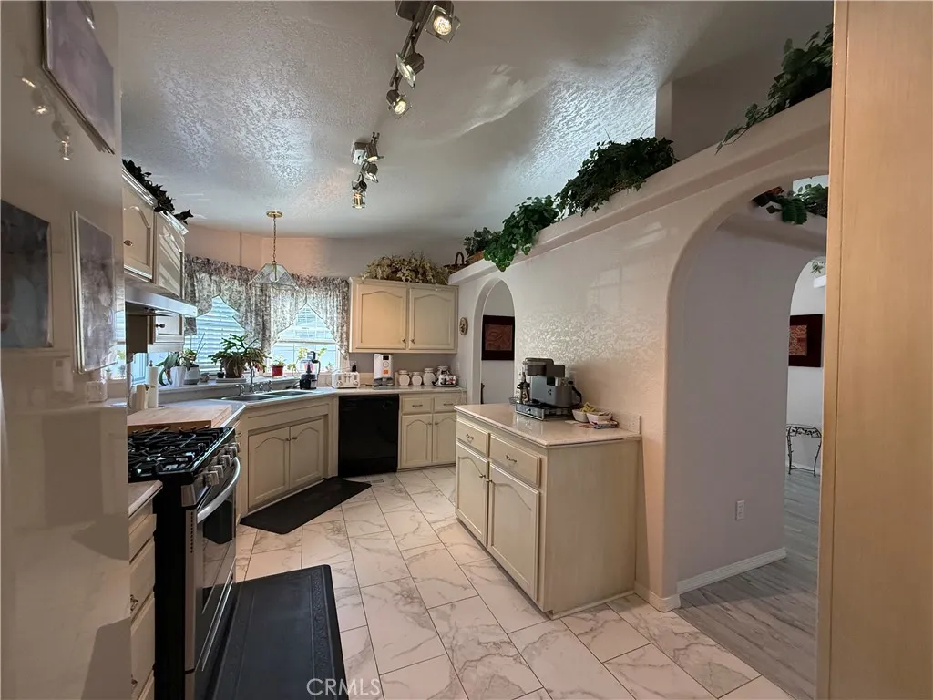 1550 Rory Lane Space 261, Simi Valley, California 93063 — photo 4