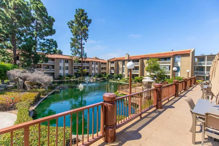 4600 Lamont 212, San Diego, California 92109