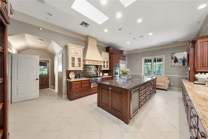45455 Lorenz Lane, Temecula, California 92590