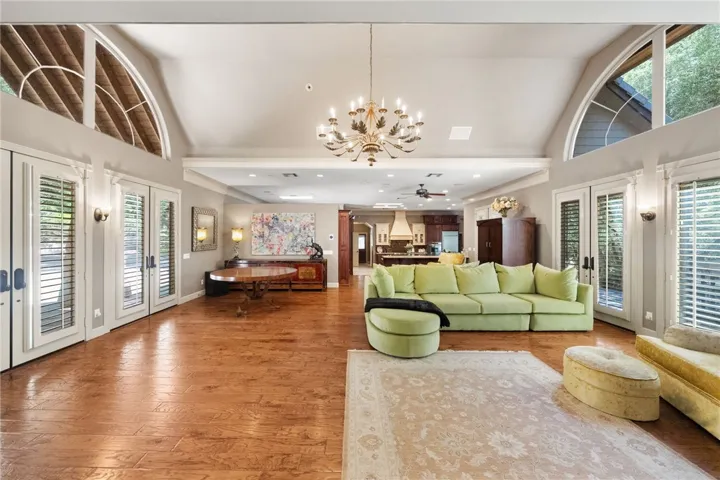 45455 Lorenz Lane, Temecula, California 92590
