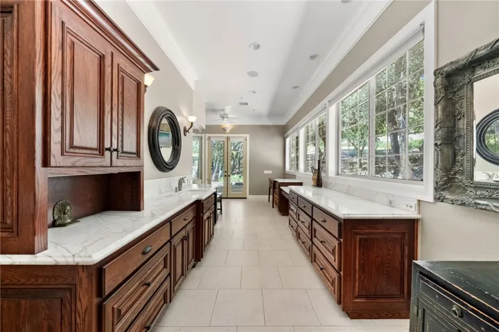 45455 Lorenz Lane, Temecula, California 92590