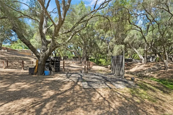 22 horse stalls