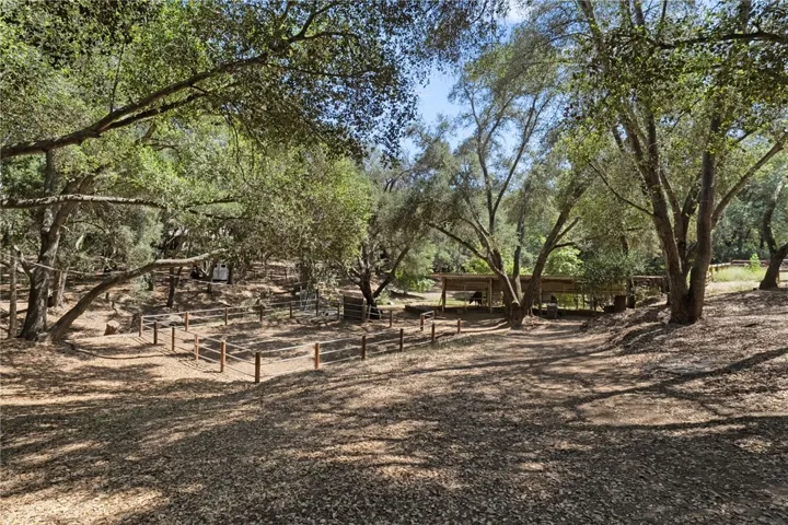 22 horse stalls