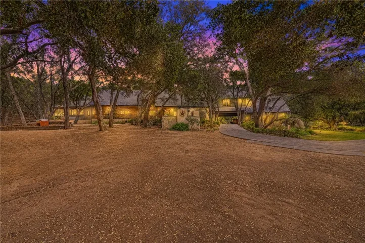 45455 Lorenz Lane, Temecula, California 92590