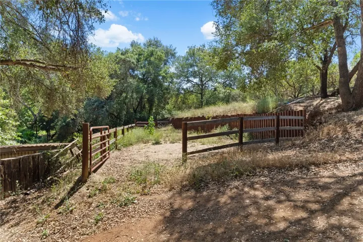 22 horse stalls